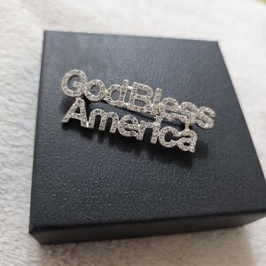 Silver 'God Bless America' Brooch